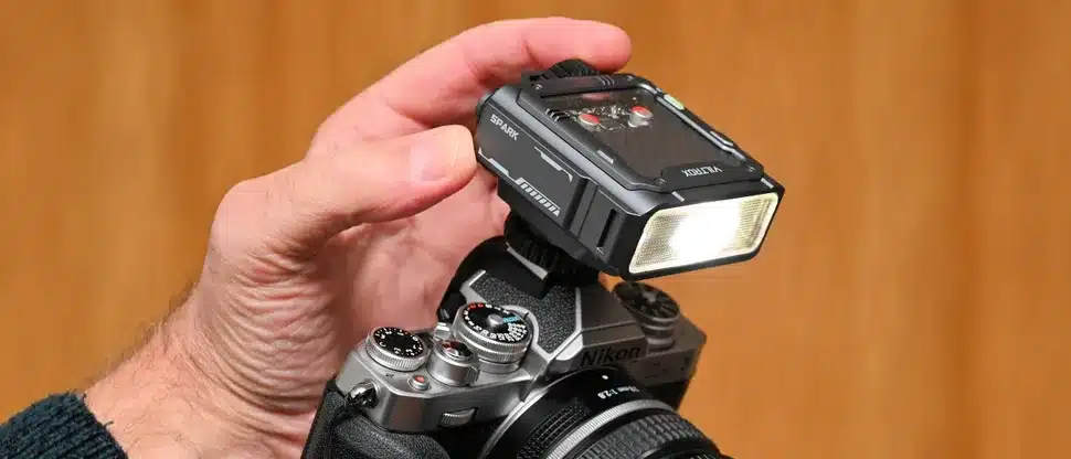 Đánh giá Viltrox Spark Z3 Flash