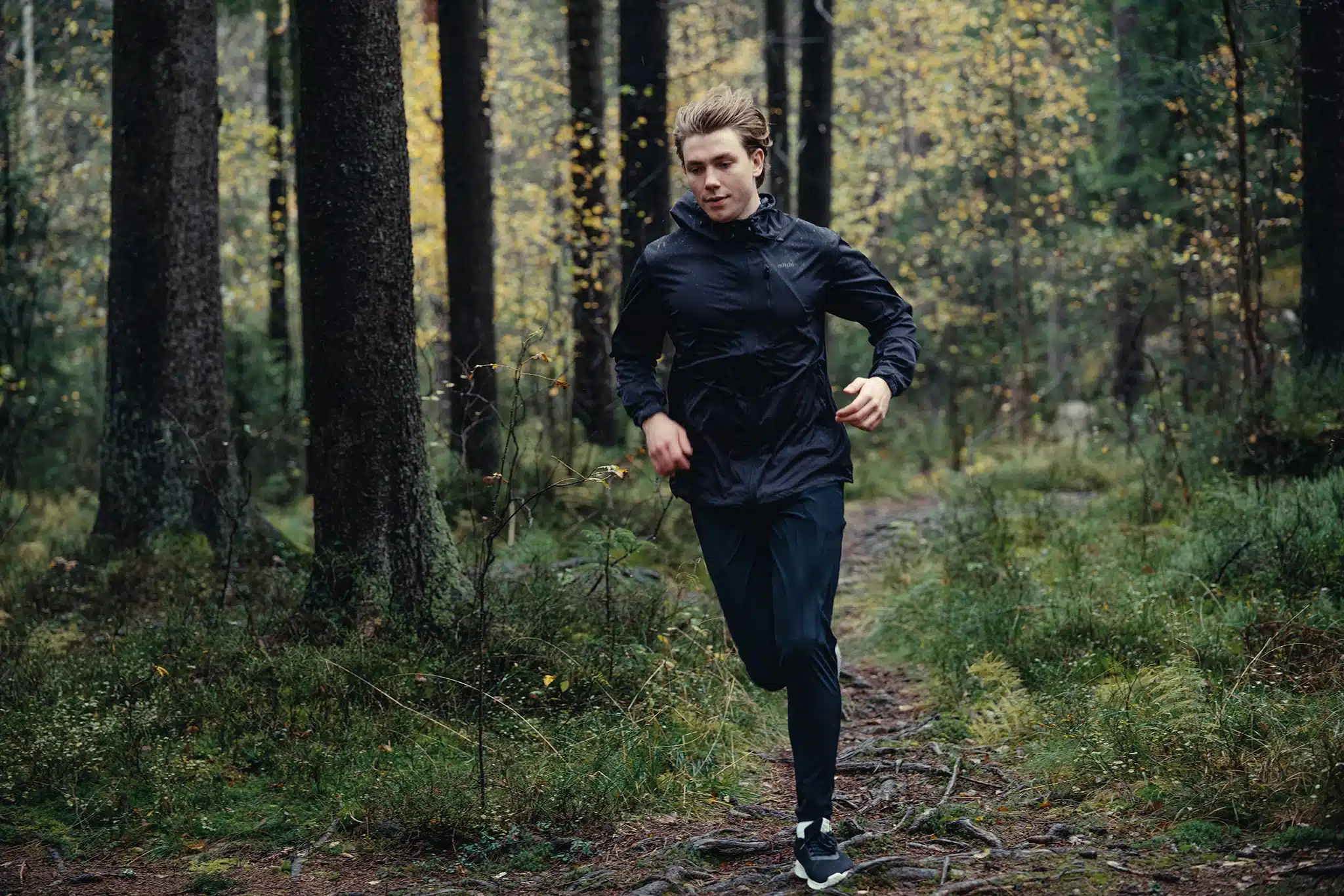 Viltrox AF 85mm f/2.0 EVO Z được trang bị động cơ bước STM (Stepping Motor) tiên tiến, kết hợp thuật toán lấy nét hiện đại