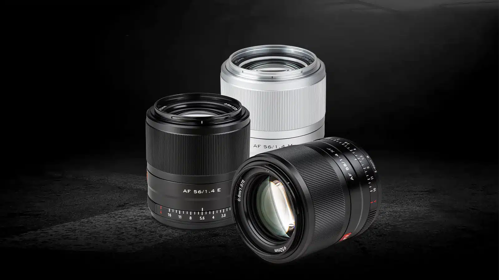 Viltrox 56mm f/1.4 đặc biệt phù hợp với Canon R50 khi chụp chân dung trong studio nhỏ