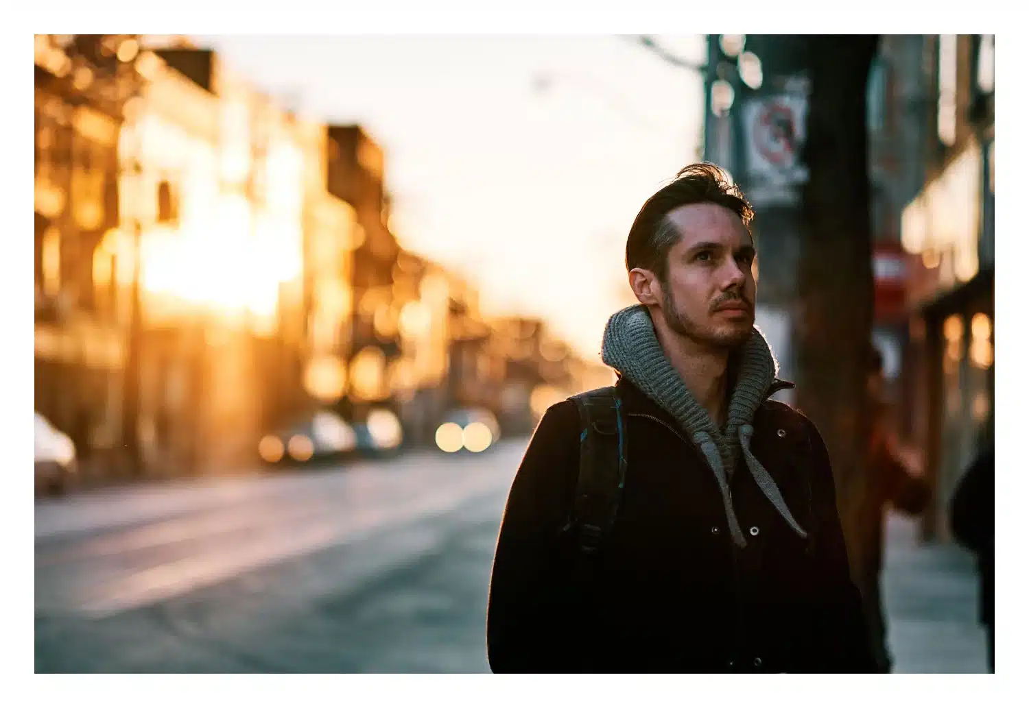 Fujifilm XF 56mm f/1.2 R WR cho độ sắc nét rất tốt tại f/1.2, với ưu thế ở vùng rìa và góc khung hình