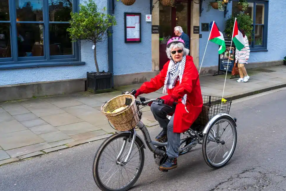 Hệ thống lấy nét tự động STM hoạt động nhanh, chính xác và ổn định, hỗ trợ bắt nét và tracking hiệu quả trong các tình huống chuyển động