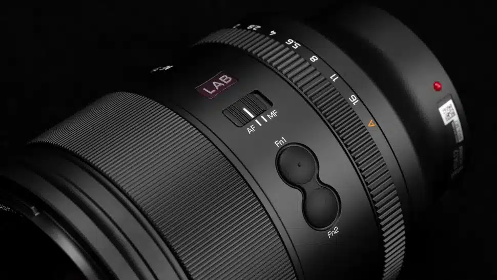 Phiên bản LAB N vẫn giữ lại các yếu tố điều khiển quan trọng từ dòng LAB cao cấp, đảm bảo trải nghiệm sử dụng quen thuộc