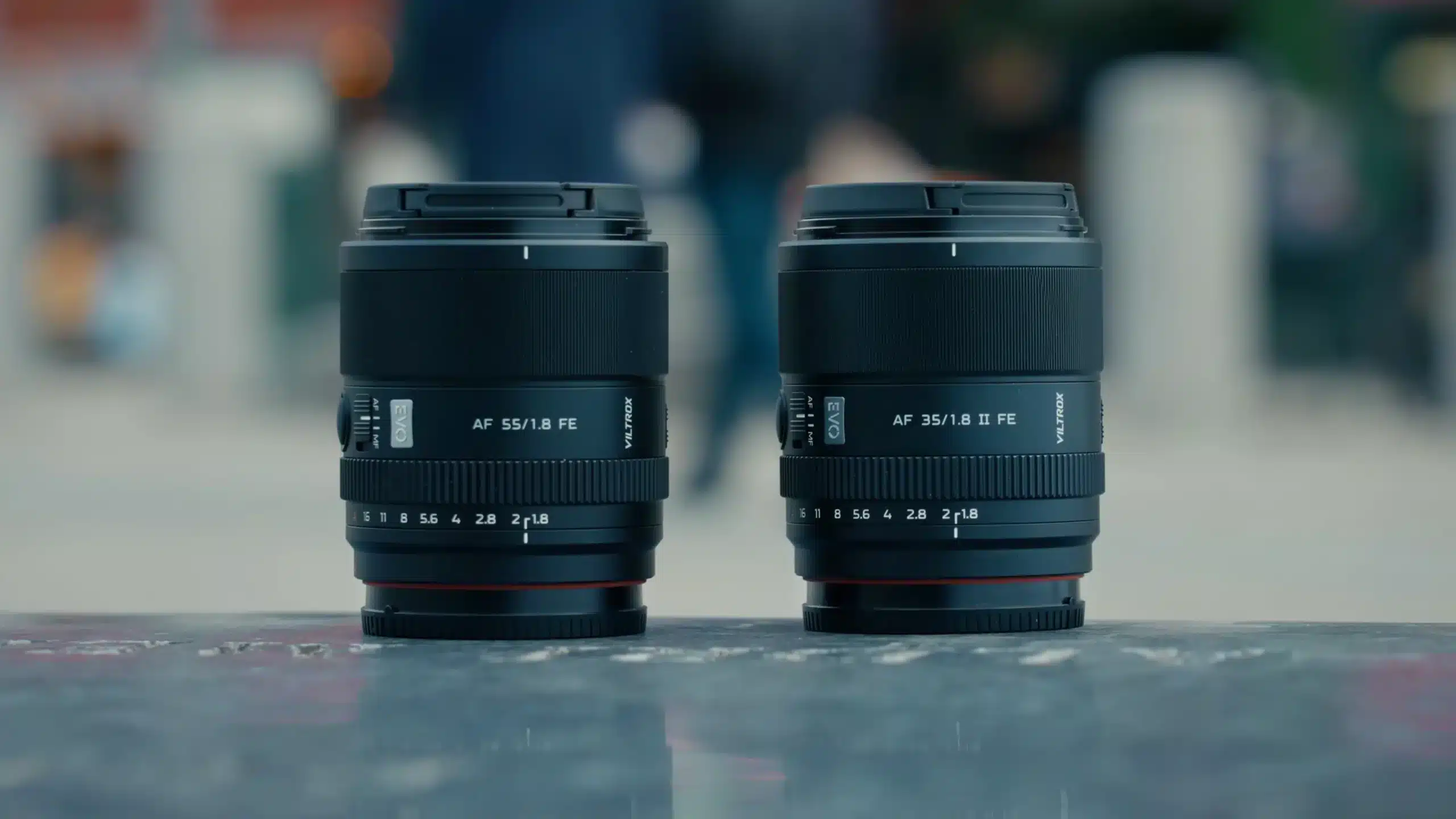 Dòng Viltrox AF 35mm & 55mm F1.8 EVO được thiết kế để giải quyết đồng thời cả ba vấn đề trên.