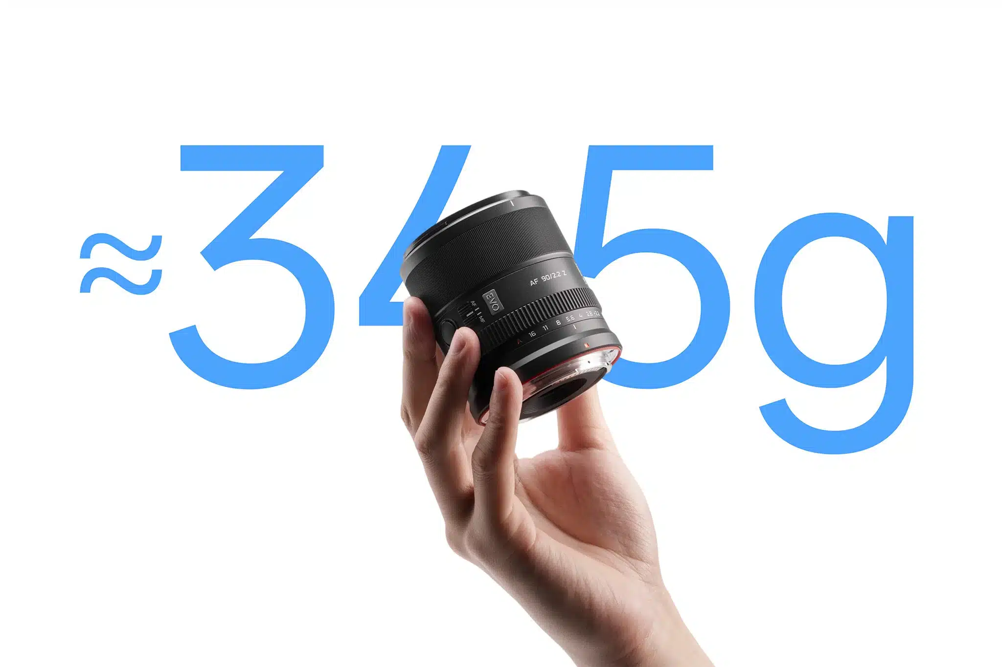 Với trọng lượng chỉ 345g, Viltrox AF 90mm f/2.2 EVO Z là một trong những ống kính telephoto 90mm nhẹ nhất hiện nay