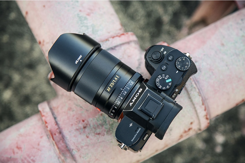 Combo Sony & lens Viltrox giá rẻ