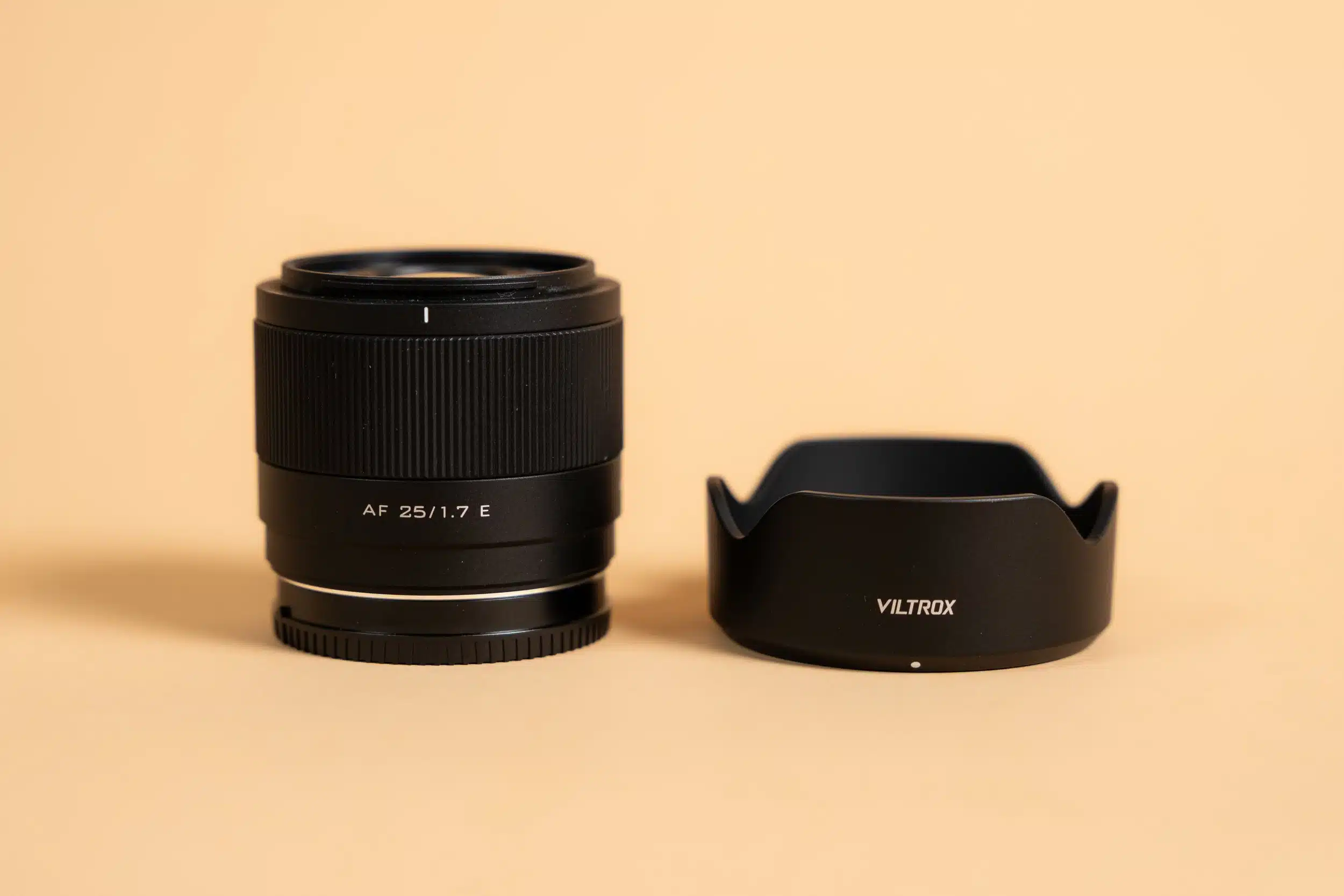 Combo Sony & lens Viltrox giá rẻ